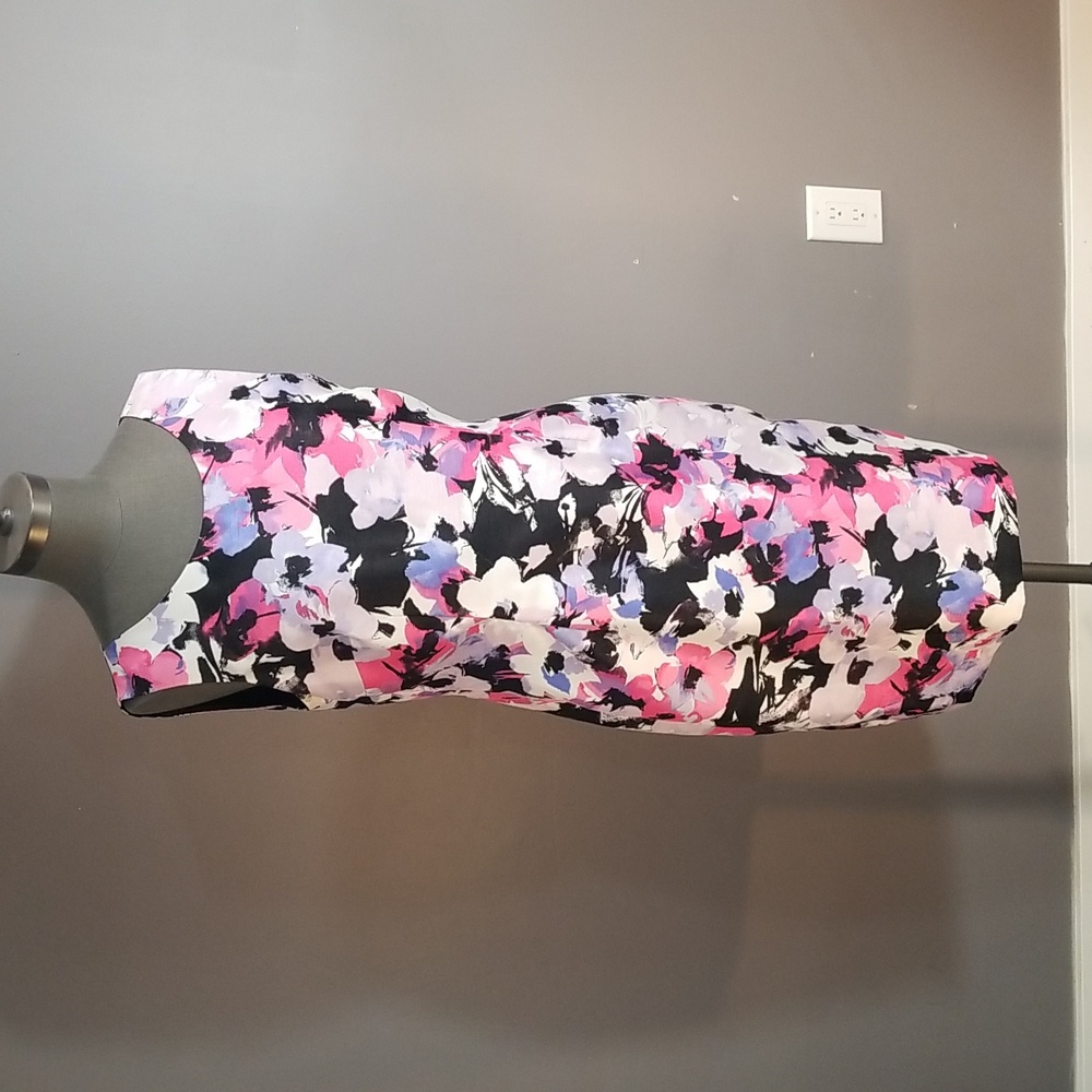Black Label Evan Picone floral sheath dress with size 10 - 2 piece match jacket